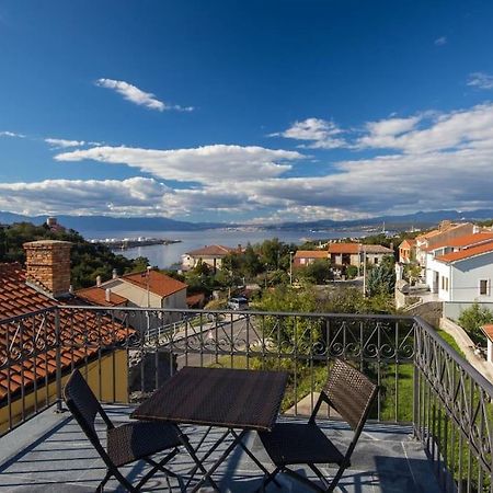 Villa Ajda - Green Room Omišalj المظهر الخارجي الصورة