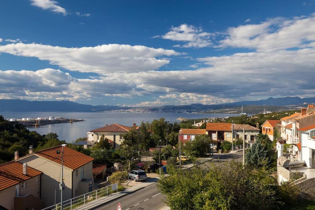 Villa Ajda - Green Room Omišalj المظهر الخارجي الصورة